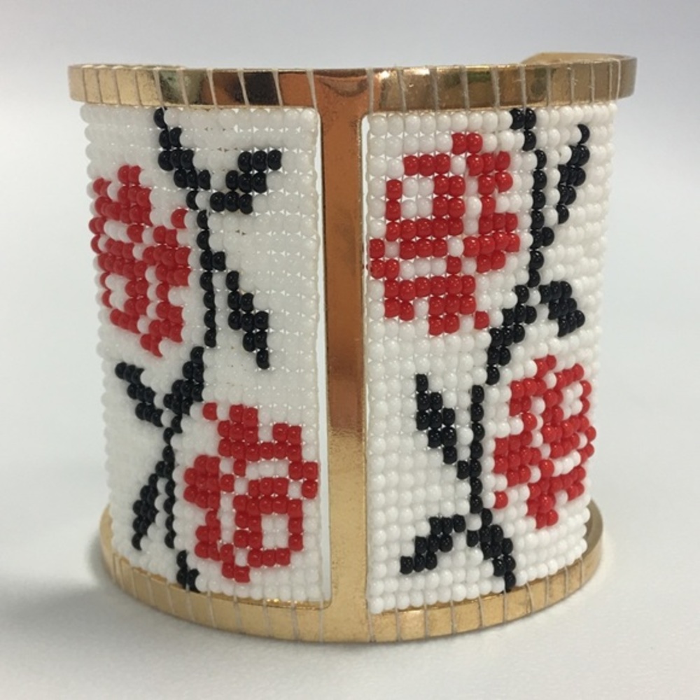 Handmade beaded roses cuff bracelet